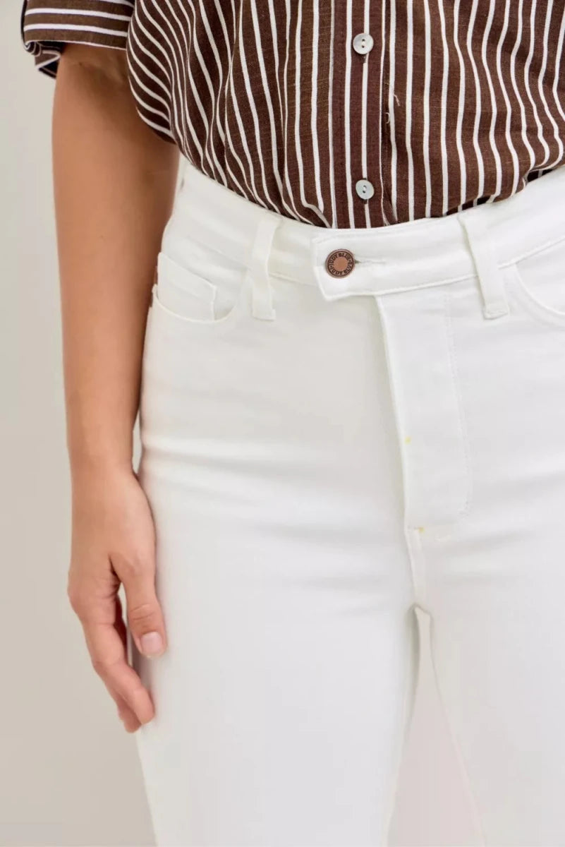 Judy Blue High Waist Extended Waistband Capri Pants with Spade Pockets - Wow Store