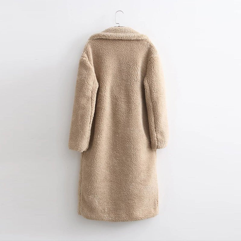 Back of the long teddy coat, straight and plain
