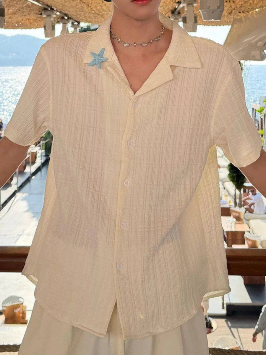 Men's Plus Size Lightweight Textured Short-Sleeve Shirt with Starfish Brooch - WowStore.live