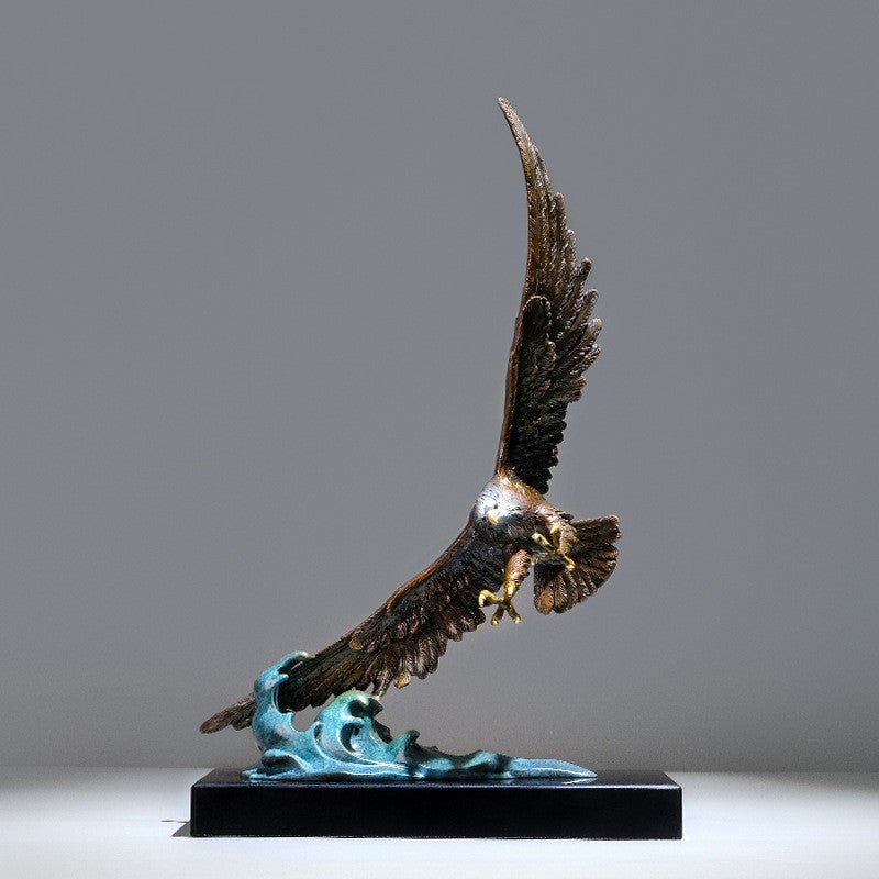 Metal Eagle Sculpture on a Black Base, 41 cm - WowStore.live