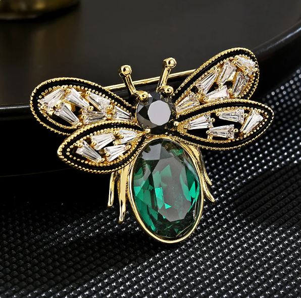 Micro-Inlaid Green Crystal Bee Brooch - WowStore.live