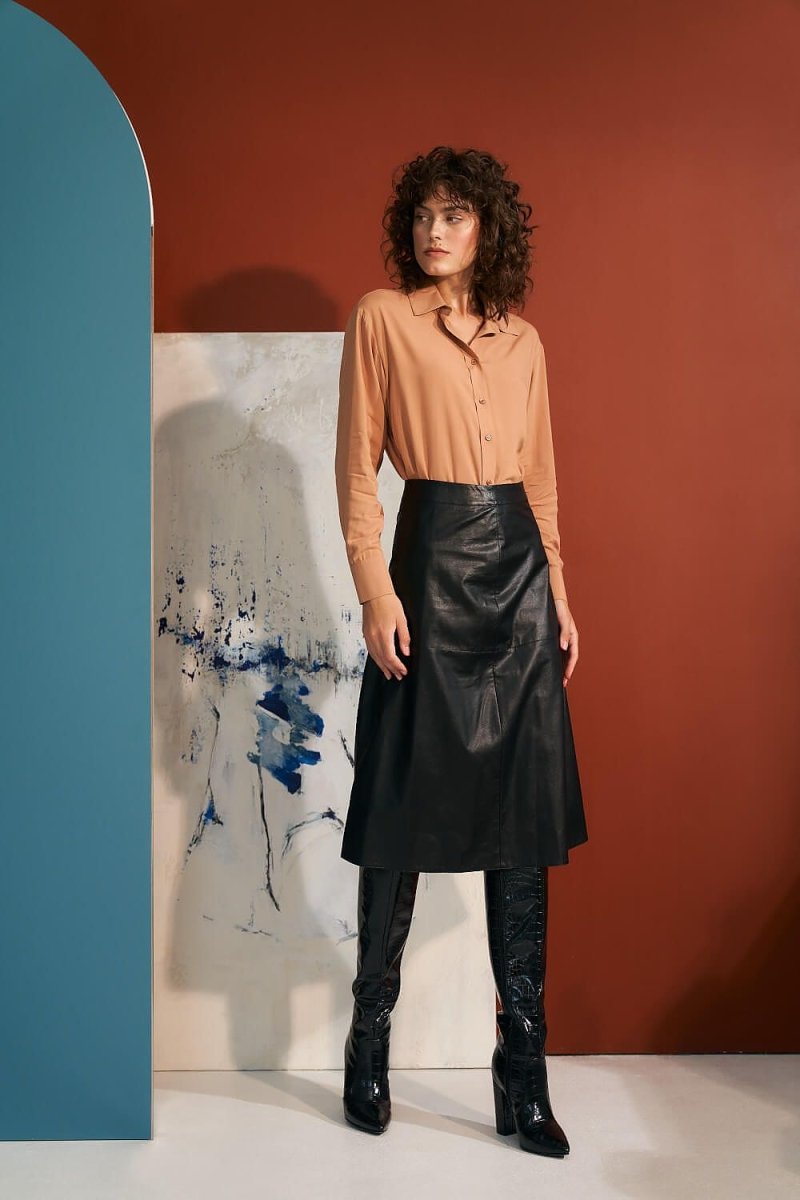 Nife Women's Elegant Tailored Skirt Model 184596 | Chic Office & Casual Wear | wowstore.live - Wow Store