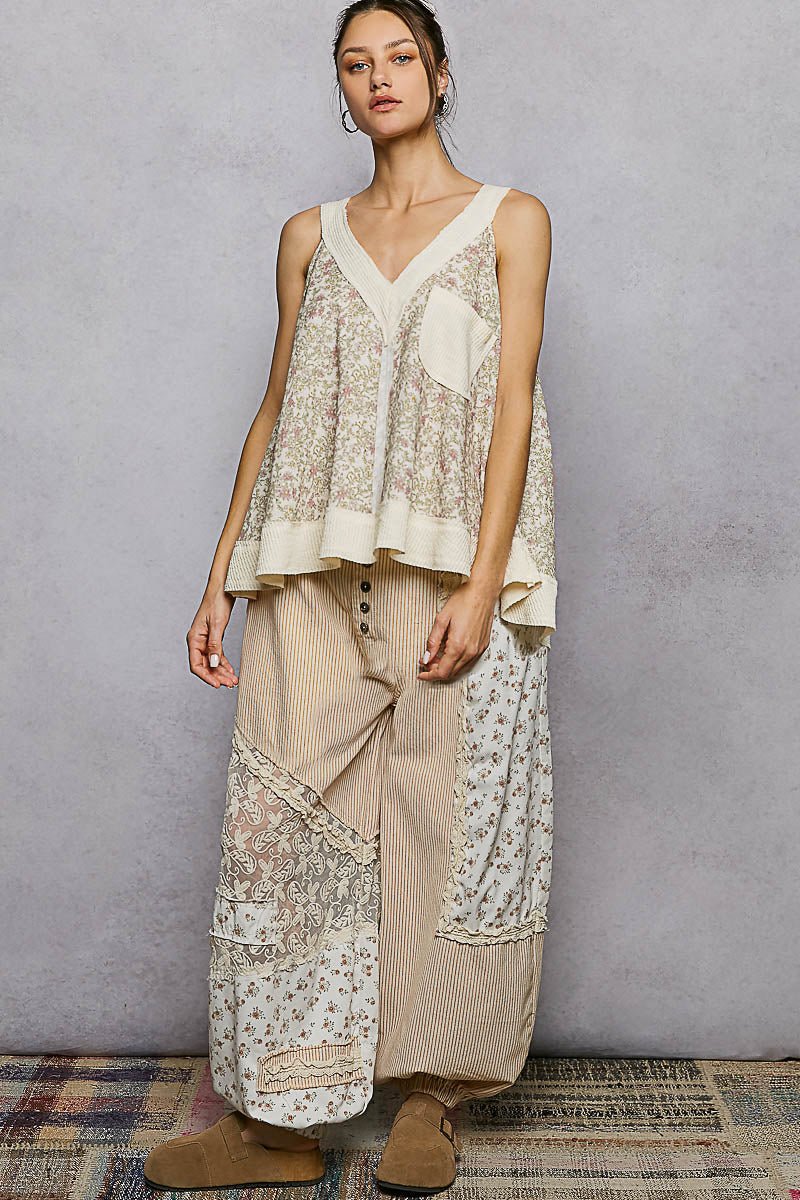 POL Floral V - Neck Tank with Front Pocket - Wow Store