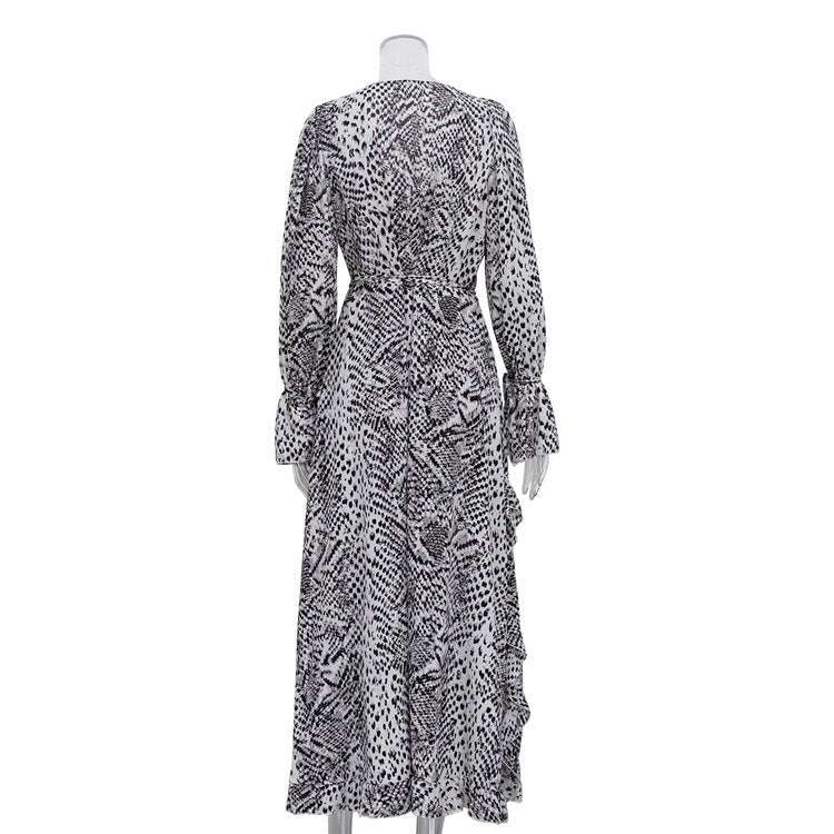 Back of the black and white print maxi dress on a mannequin