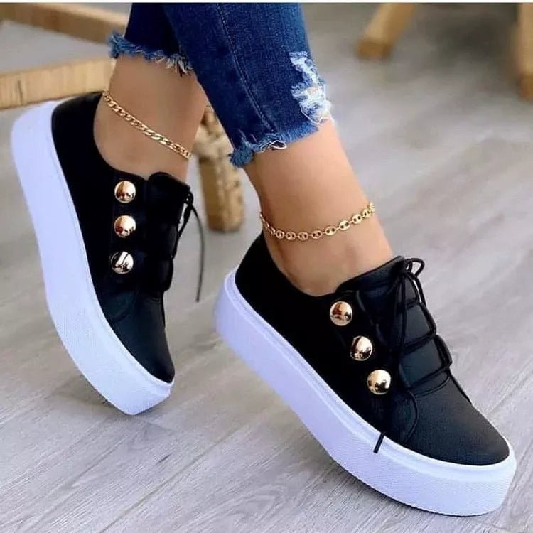 Round Toe Platform Sneakers in black – minimalist low platform casual shoes for women