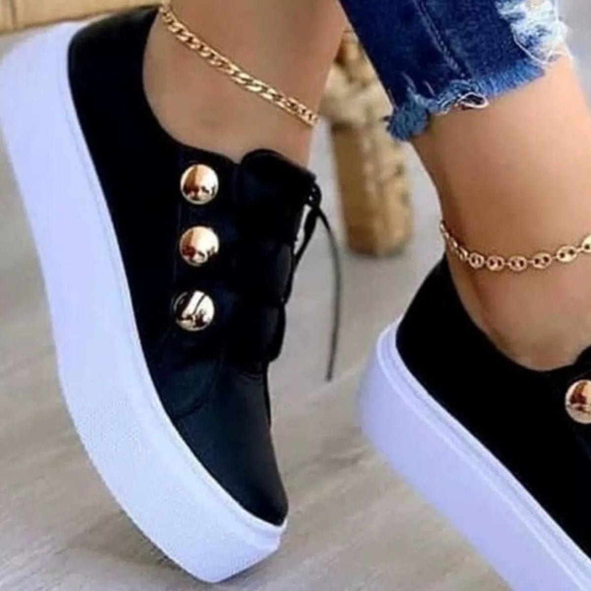 Round Toe Platform Sneakers - Wow Store