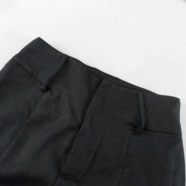Waistband with belt loops and front pleat