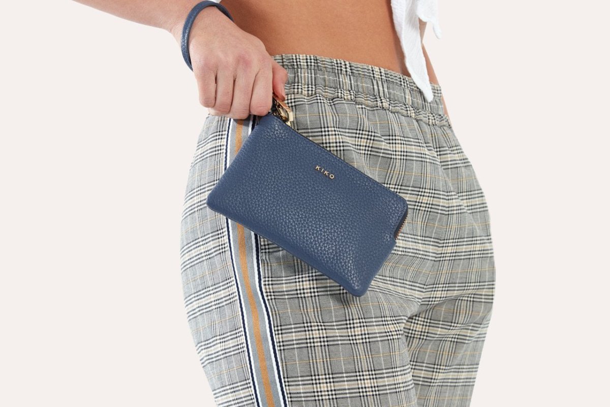 Small Wristlet - Wow Store