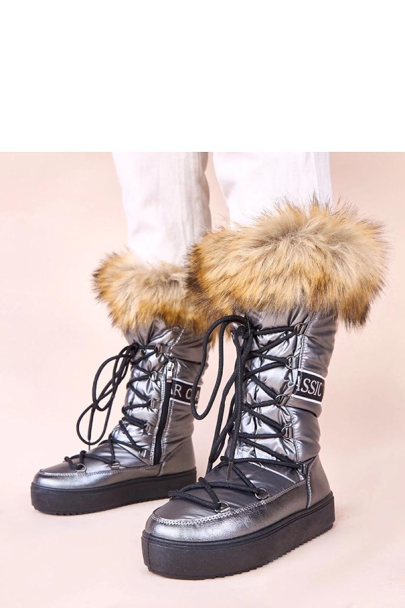 Rear view showing boot construction