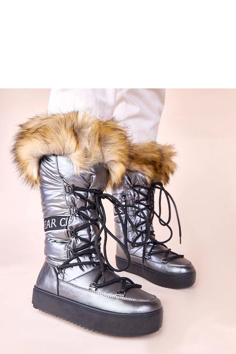 Sole detail showing winter traction design
