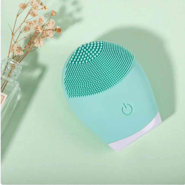 Ultrasonic Silicone Facial Cleansing Brush - Electric Skin Care Device - WowStore.live