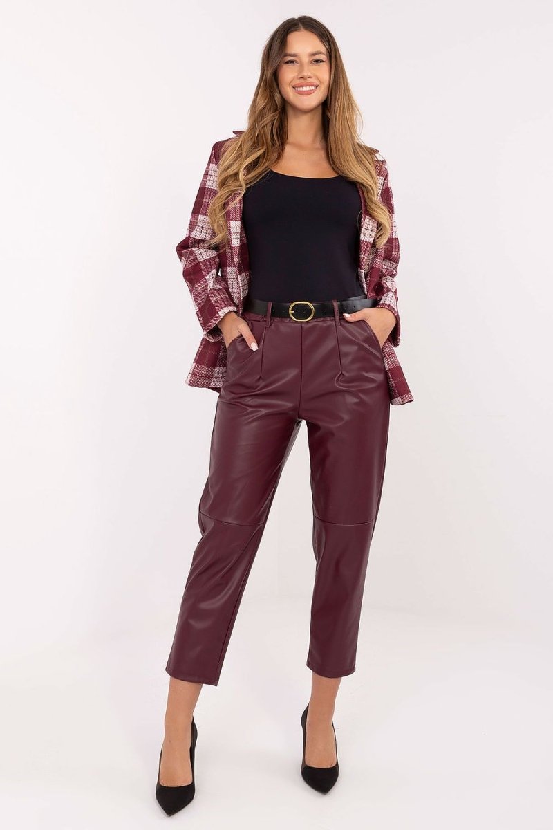Women trousers model 219072 Rue Paris - WowStore.live