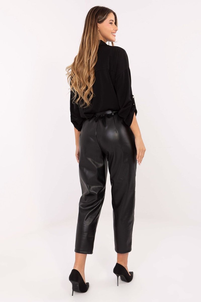 Women trousers model 219072 Rue Paris - WowStore.live