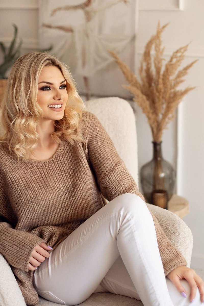 Women's Peekaboo Cut - Out Knit Jumper - Chic Casual Sweater | wowstore.live - Wow Store